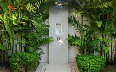 choisir-sa-douche-solaire-miseenavant