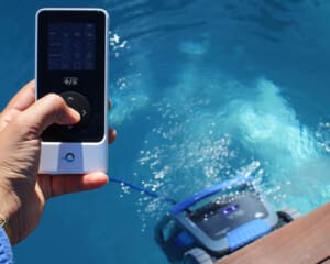 Robot piscine M700