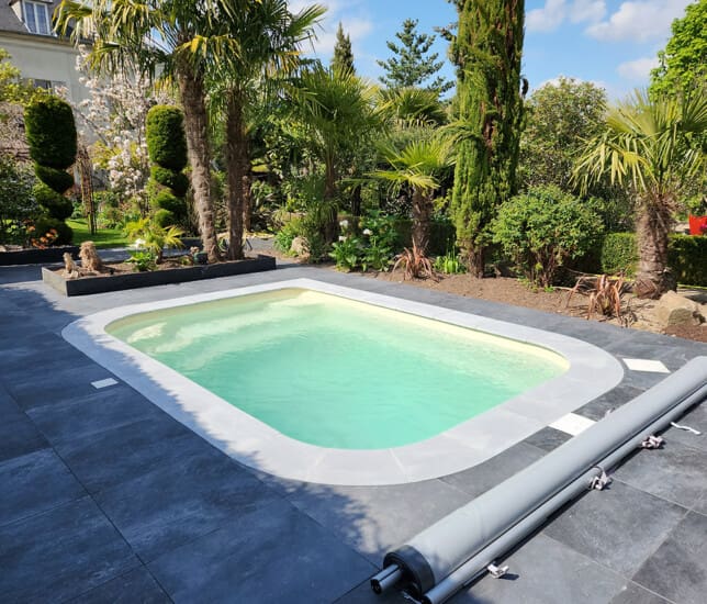 construction piscine coque sable