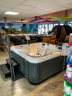 piscines-hydrosud-besancon-BGOVu7