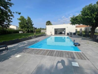 piscines-hydrosud-thise-jRpxTf
