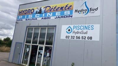 piscines-hydrosud-bourg-achard-YmBVZe